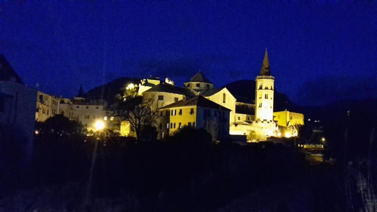 菲纳莱利古雷Casa Mariuccia A Due Passi Dal Mare公寓 外观 照片